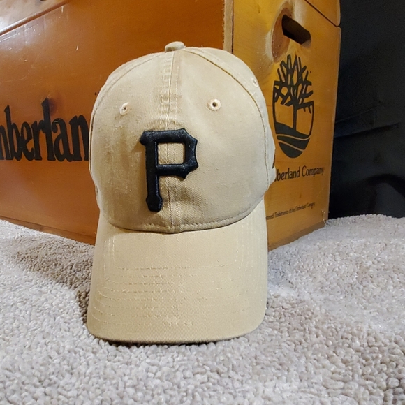 New Era Other - New Era Pittsburgh Pirates Strap-back Hat